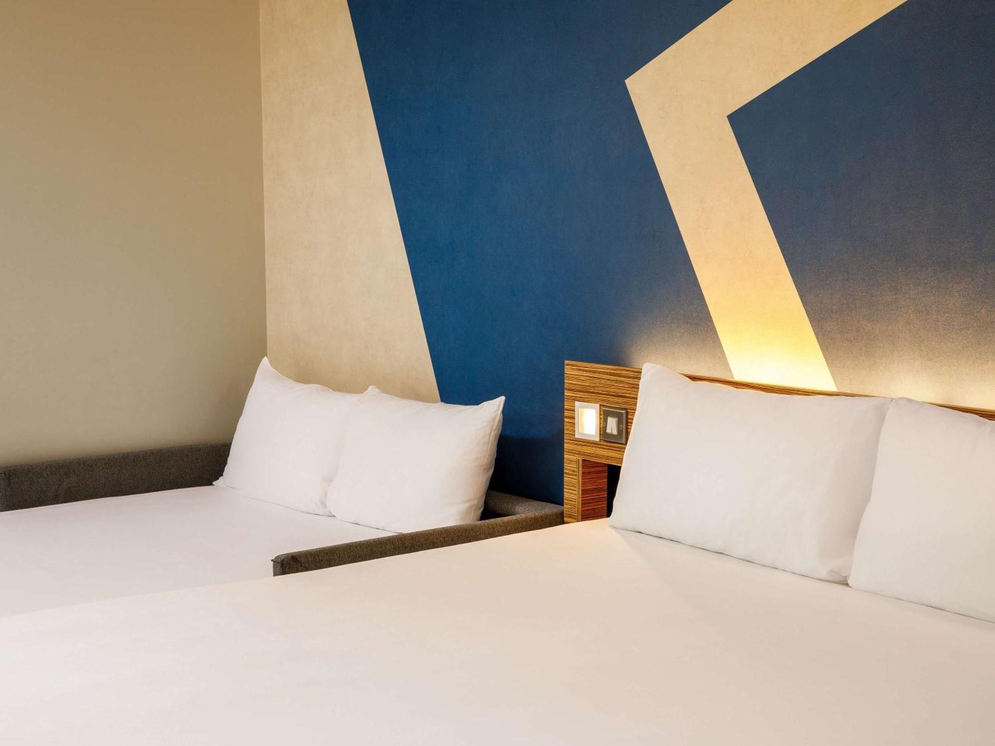 Ibis Budget London Heathrow Central Hounslow Exterior foto