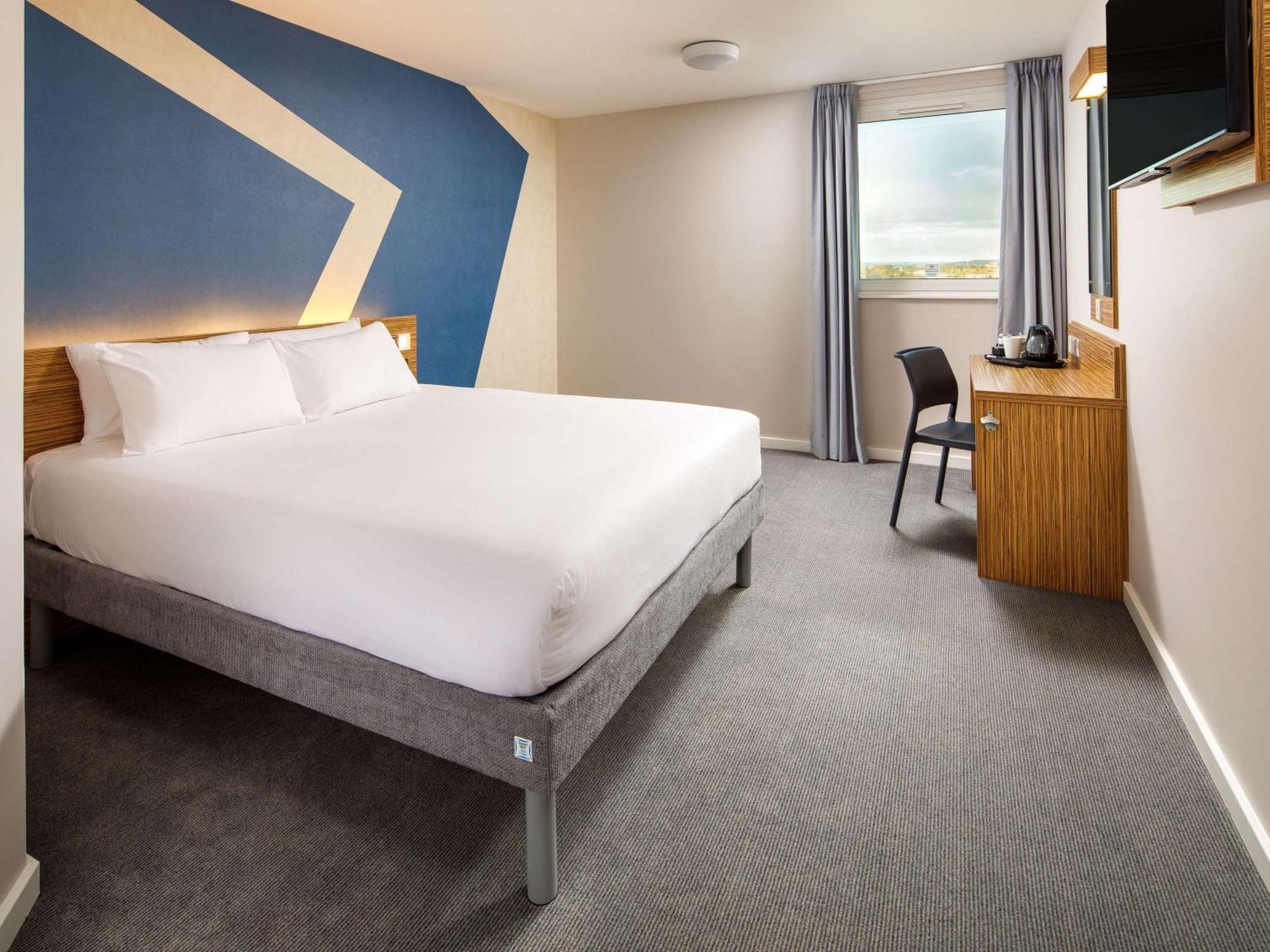 Ibis Budget London Heathrow Central Hounslow Exterior foto